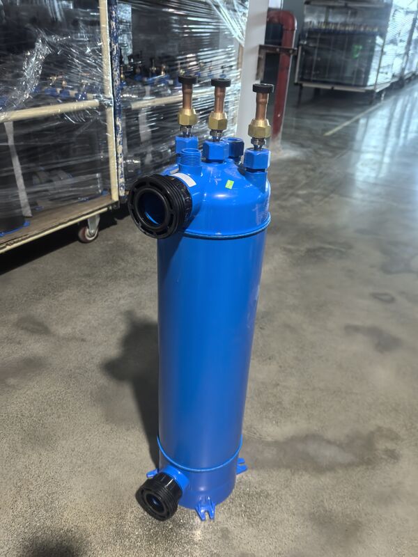 Penukar Panas Kolam Vertikal MHTA-1.5 dengan Tabung Titanium TA1 dan Struktur Cangkang PVC Tabung Tahan Lama untuk Sistem Pemanas Kolam