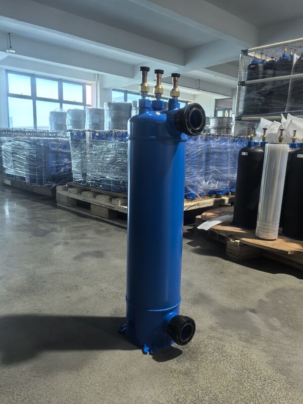 Kisaran suhu kerja 0 sampai 45 derajat Celcius Pemanas kolam renang MHTA-7 Instalasi horizontal atau vertikal dengan tabung dalam struktur shell PVC