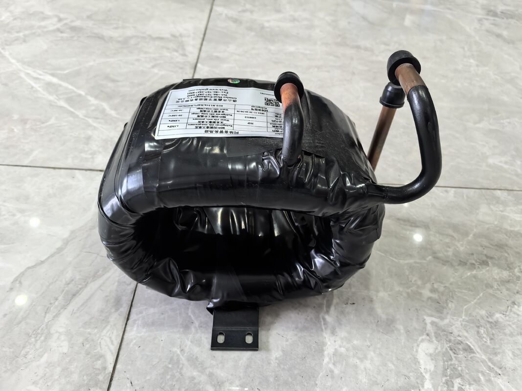 Kondensor Pompa Panas 5 sampai 300 kg dengan ketebalan dinding tabung 1,2 sampai 2,0 mm Ideal untuk pengelolaan panas di sistem komersial