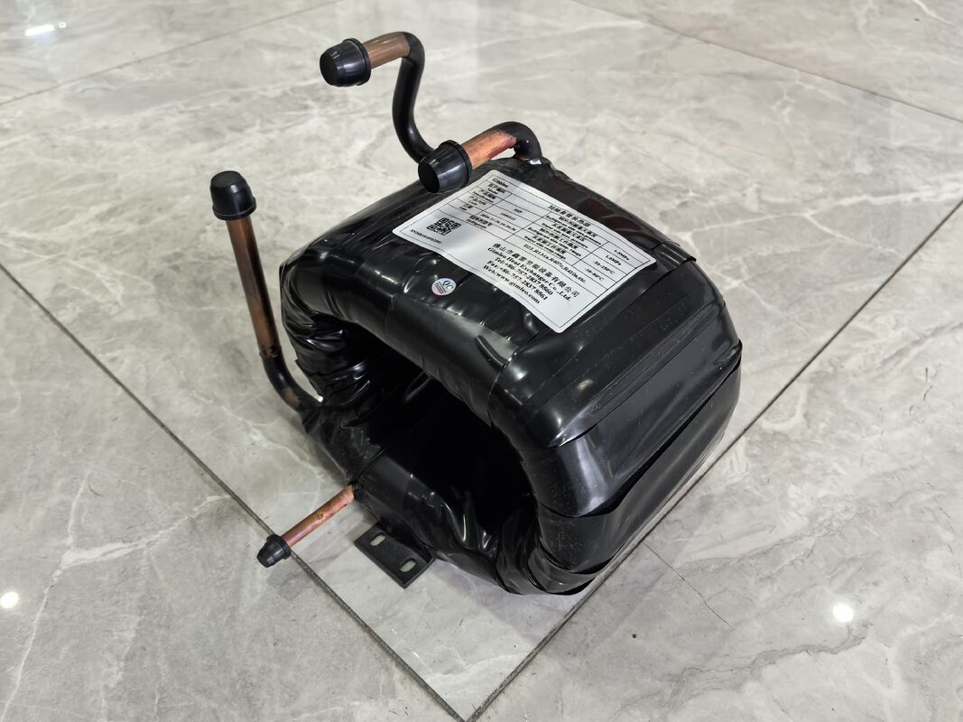 Tekanan air 1.0Mpa Coaxial Exchanger Panas menawarkan ketebalan dinding tabung 1,2 sampai 2,0mm dan vertikal atau orientasi instalasi horizontal untuk pendinginan