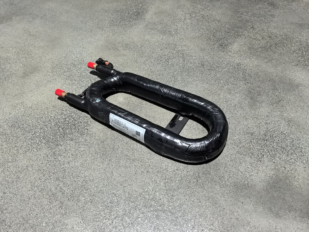 Rentang Suhu Kerja 20°C Hingga 65°C Penukar Panas Koaksial dengan Lebar 140 Mm dan Area Perpindahan Panas Variabel untuk Aplikasi Industri