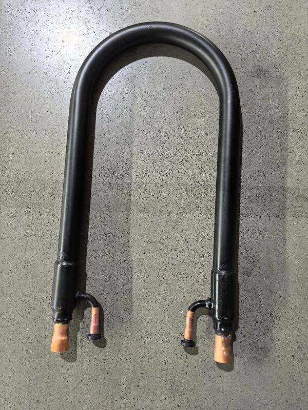 Tekanan sisi kulkas maksimum 4.2MPA Tube In Tube Heat Exchanger dengan kisaran suhu minus 50 derajat Celcius hingga 150 derajat Celcius dan ketebalan tabung luar 1.0mm