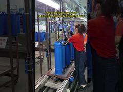 Suntikkan gas helium dan mulai deteksi kebocoran helium